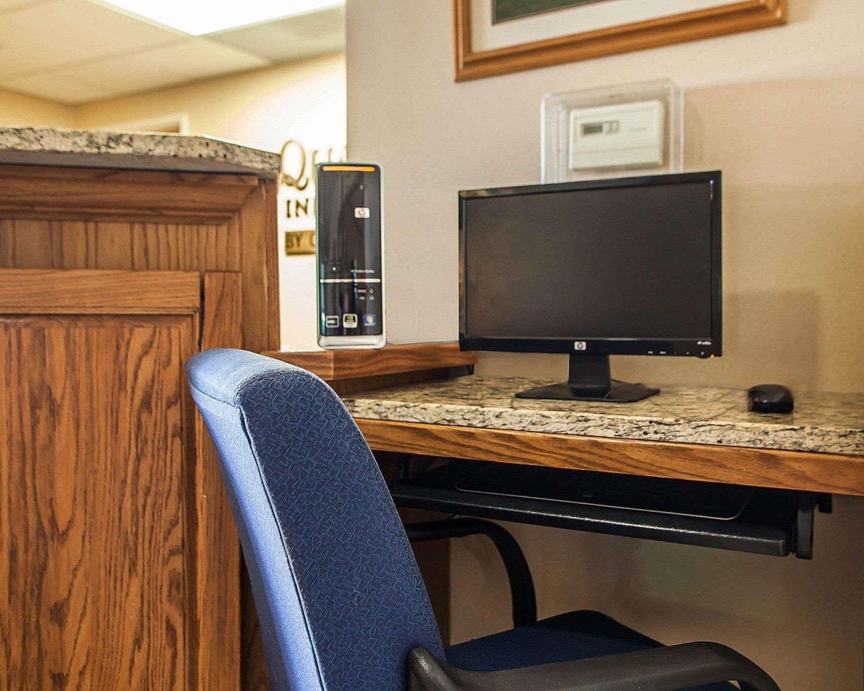 Quality Inn & Suites Eldridge Davenport North Bagian luar foto